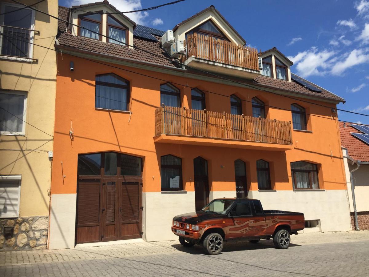 Bed & Breakfast Vulkan Wellness Panzio *